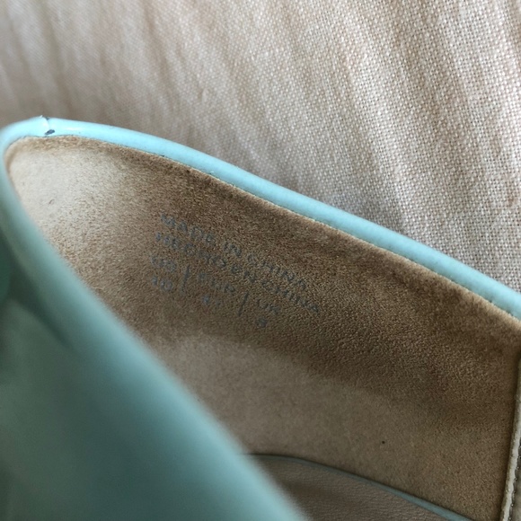 Aldo 2" Pointed Toe Heels - Baby Blue Patent Leather - Size 10 - Picture 13 of 16